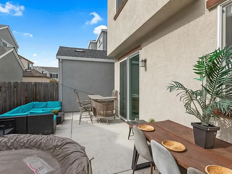 2448 Ben Ali Way — Photo 16