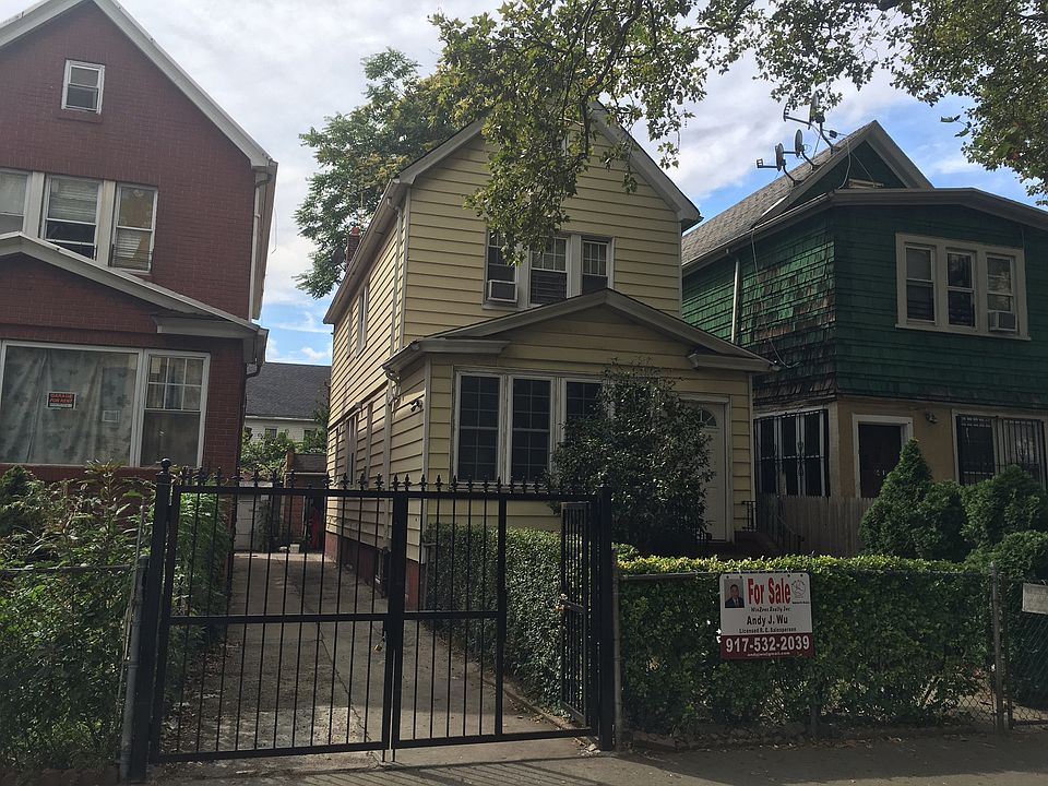 1st image of 4020 81st St