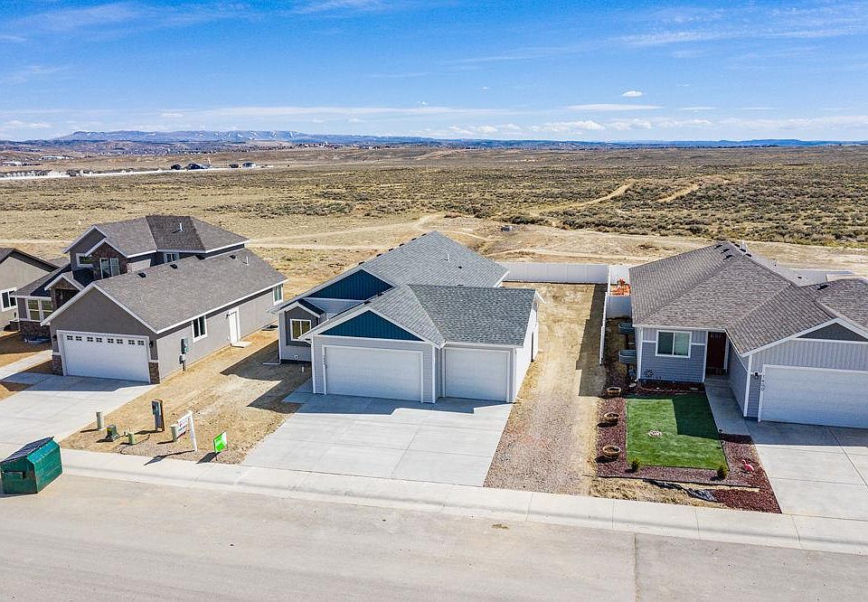 1st image of 1524 Eagle Way