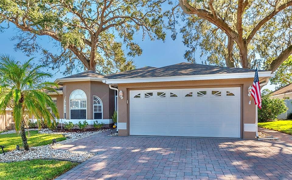 1st image of 749 SUNFLOWER DRIVE