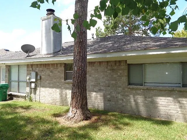 1227 Strawberry Park Ln — Photo 23