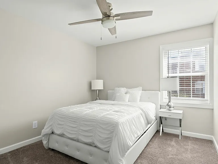 b7 2nd bedroom
