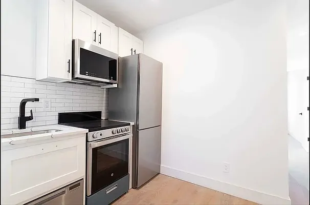 Rented by REAL New York | media 5