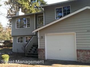 7507 114th St E, Puyallup, WA 98373