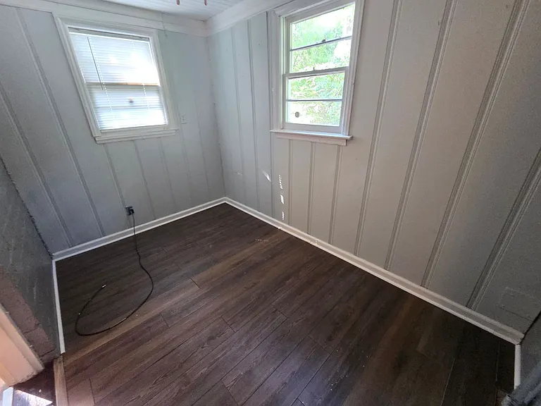 5862 E Heights Dr — Photo 3