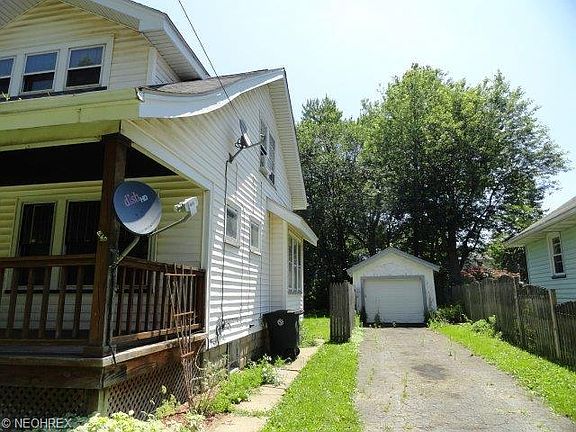 3rd image of 1169 Central Parkway Ave SE