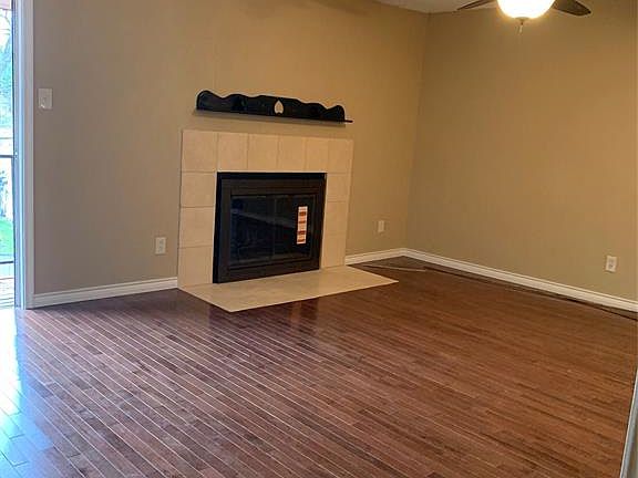 3rd image of 3802 Byers Ave