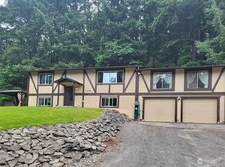 108 Cris Rd, Kelso, WA 98626