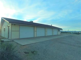 780 Iceberg Canyon Dr, Meadview, AZ 86444