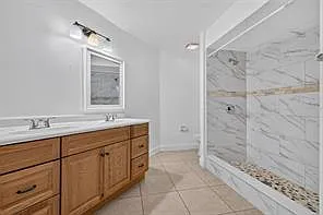 660 Royalty Ct — Photo 29