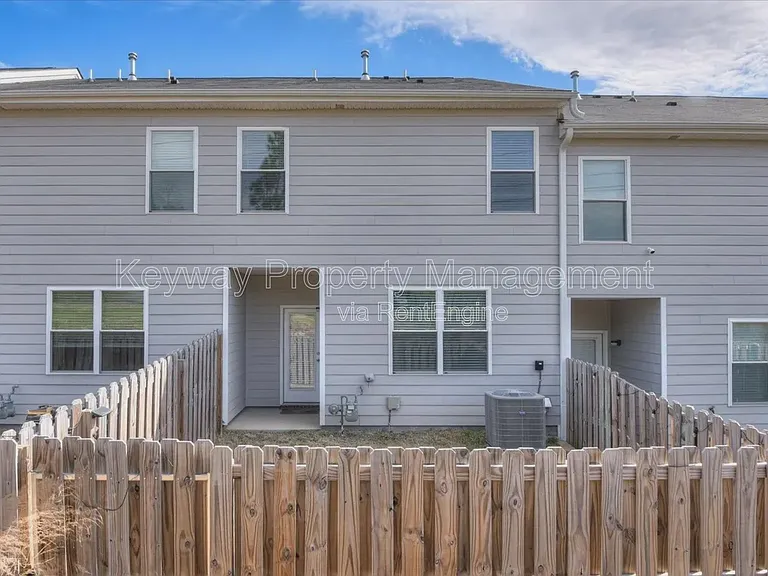 930 Quaint Parish Cir — Photo 22