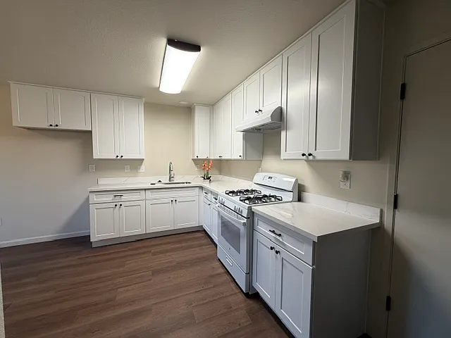 1016 Herndon Rd — Photo 8