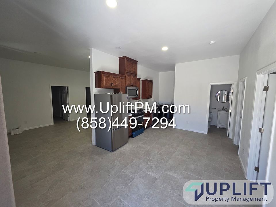 1st image of 9013 Magnolia Ave