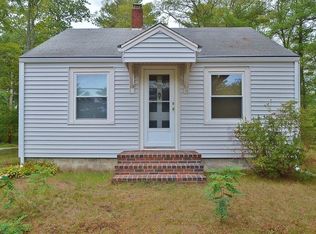 12 Barlow Ave, Wareham, MA 02571