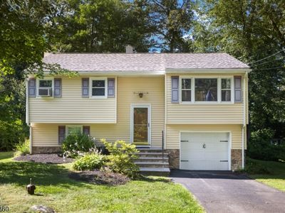 3 Sandy Hill Rd, Hamburg, NJ, 07419
