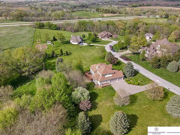2nd image of 24325 Jasmin Ln