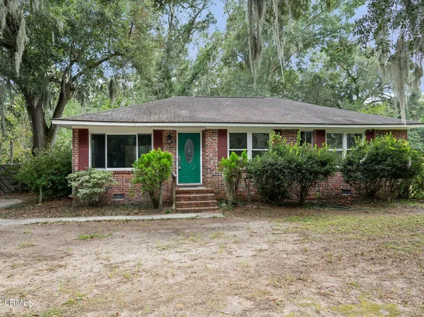 25 Gay Dr, Beaufort, SC 29907