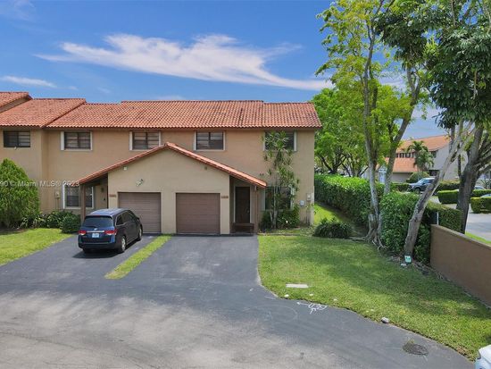 11623 SW 90th Ter, Miami, FL 33176