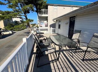 11 40th St #2, Ocean City, MD 21842