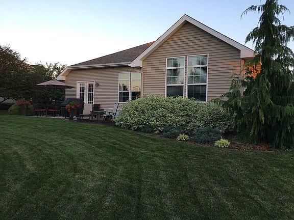 5th image of 1586 Dawn Marie Ct