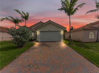 650 NW 21st Ave, Pompano Beach, FL 33069