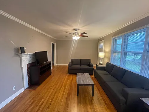 1065 Avenue Of Pnes Photo 1