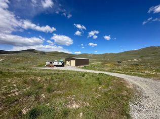 468 Bill Shaw Rd, Pateros, WA 98846