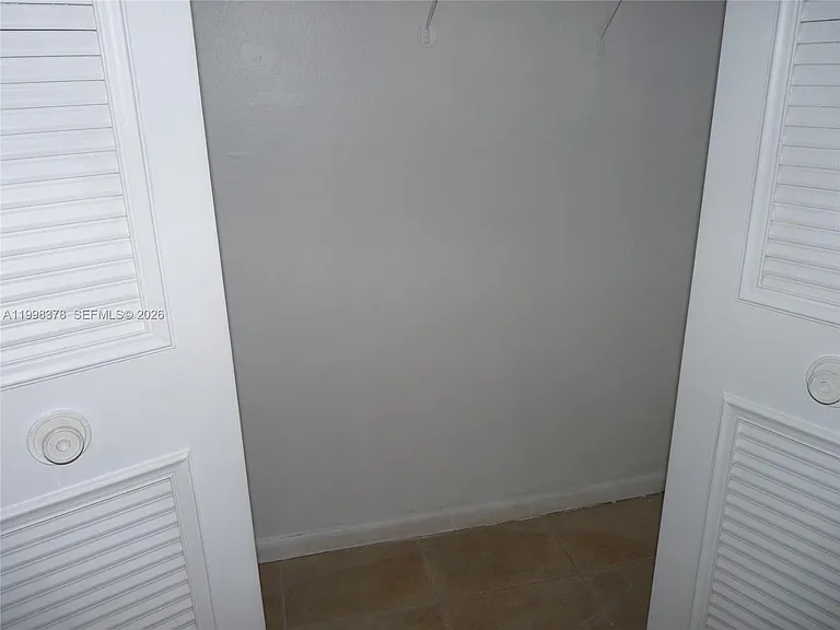 14525 N Kendall Dr #102J — Photo 21