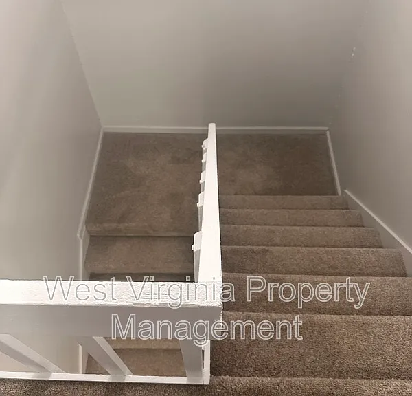 184 Wyndale Dr #2 — Photo 8