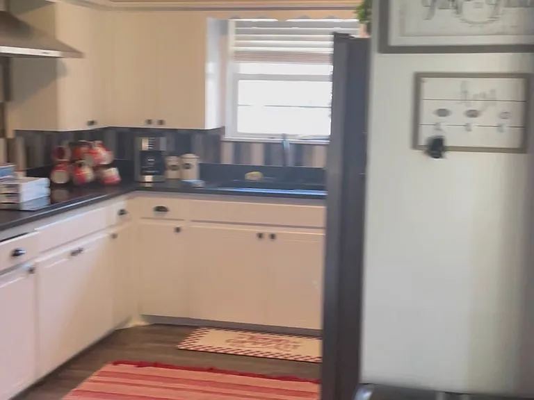 1718 Dougherty Dr — Photo 10