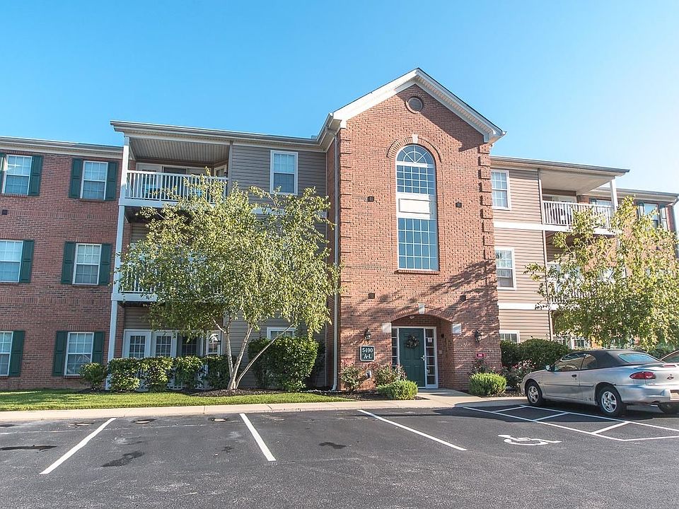 1st image of 5490 Michelles Oak Ct Unit K