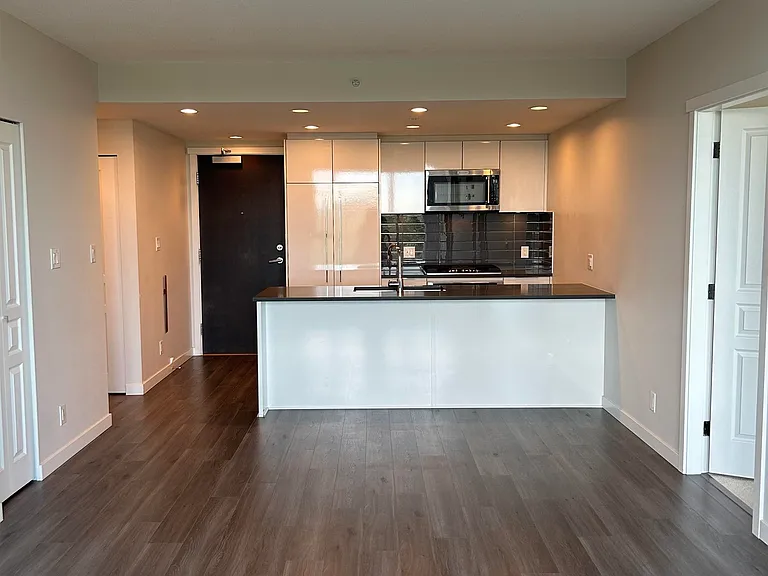 3100 Windsor Gate #1502 — Photo 4