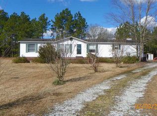 405 S Dyson St, Holly Ridge, NC 28445