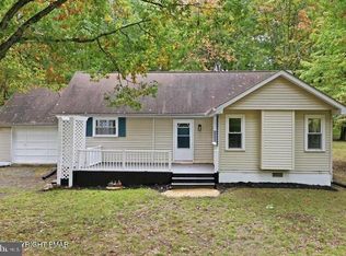 118 Buckhill Rd E, Albrightsville, PA 18210
