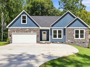 216 W Halfway Branch Rd, Walhalla, SC 29691