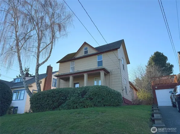6527 32nd Avenue NW, Seattle, WA 98117