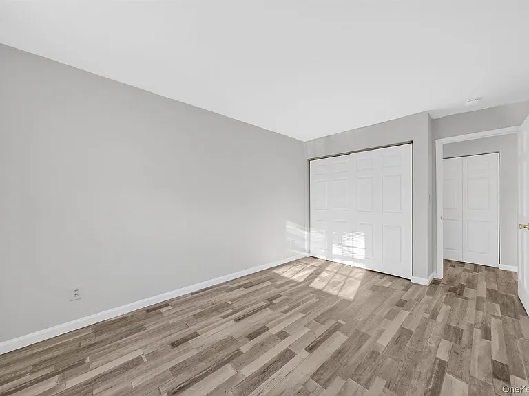 4 Colonial Rd #96 — Photo 12