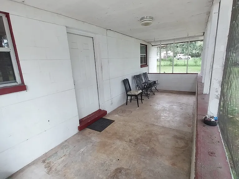 4298 County Road 693 — Photo 4
