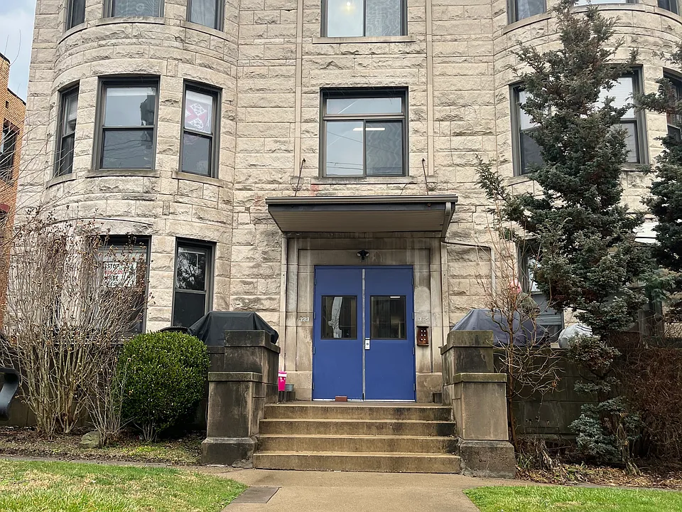 333 S Pacific Ave #8
