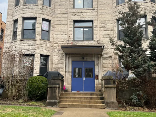 333 S Pacific Ave APT 8, Pittsburgh, PA 15224