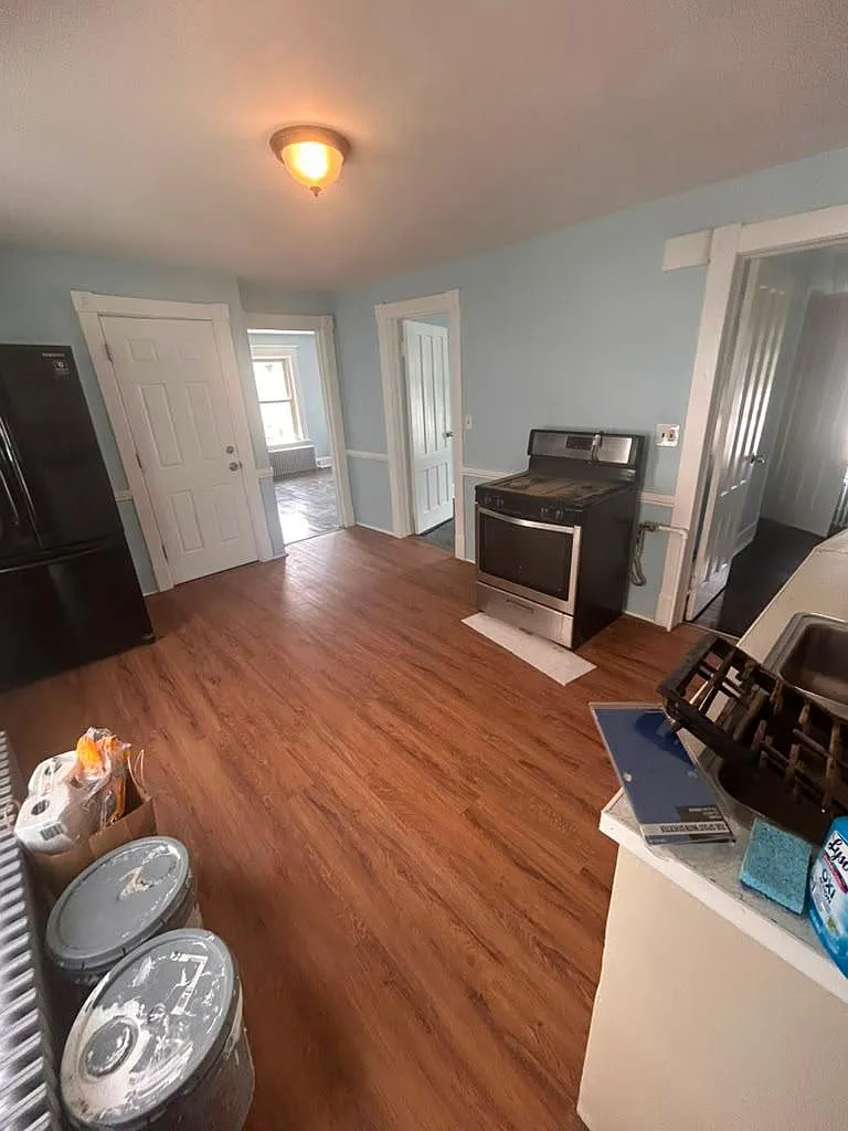 2 bed, 1100 sqft, $1,400 — Photo 1