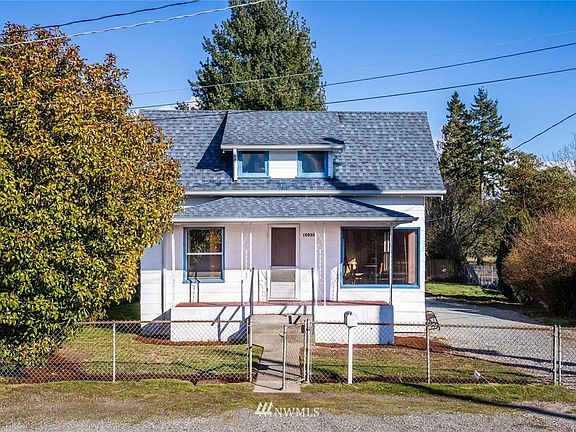 2nd image of 10030 6th Avenue SW