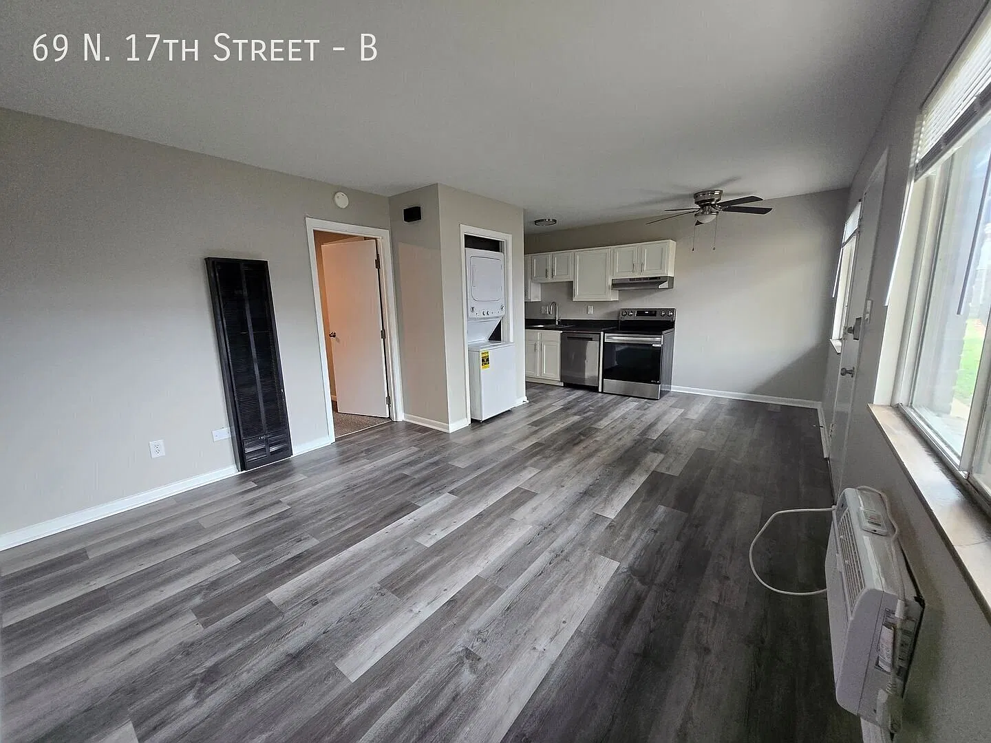 Recently Remodeled 1 Bedroom, 1 Bathroom Apartment 69 N 17th St! — Photo 4