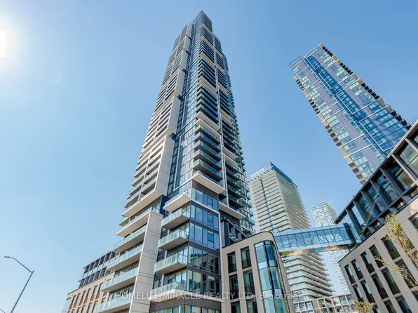 7890 Jane St #501, Vaughan, ON L4K 0K9