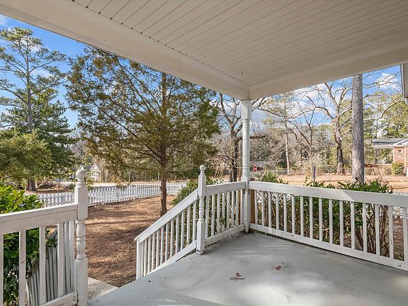 3rd image of 3914 Abingdon Rd