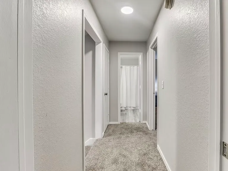 6724 S 78th Ave E #A — Photo 23