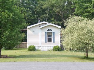 411 Seaver Rd, Williamstown, VT 05679