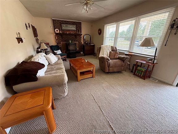 5th image of 487 Wright Rd