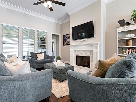 3rd image of 510 White Egret Dr