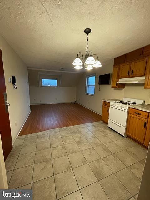 1st image of 1324-28 W Nedro Ave Unit 3
